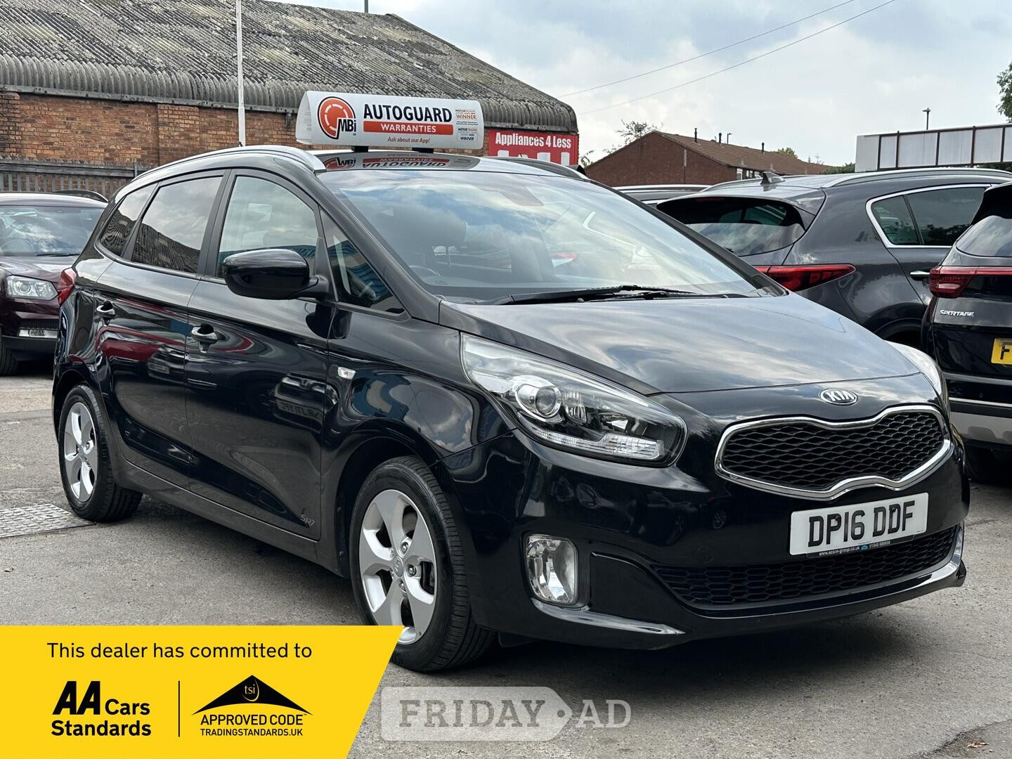 Kia Carens 2016 in Birmingham