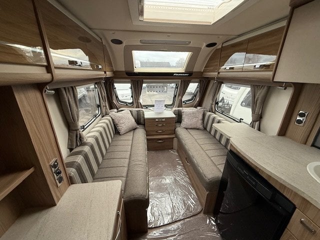 [ berth ]Swift Fairway 480