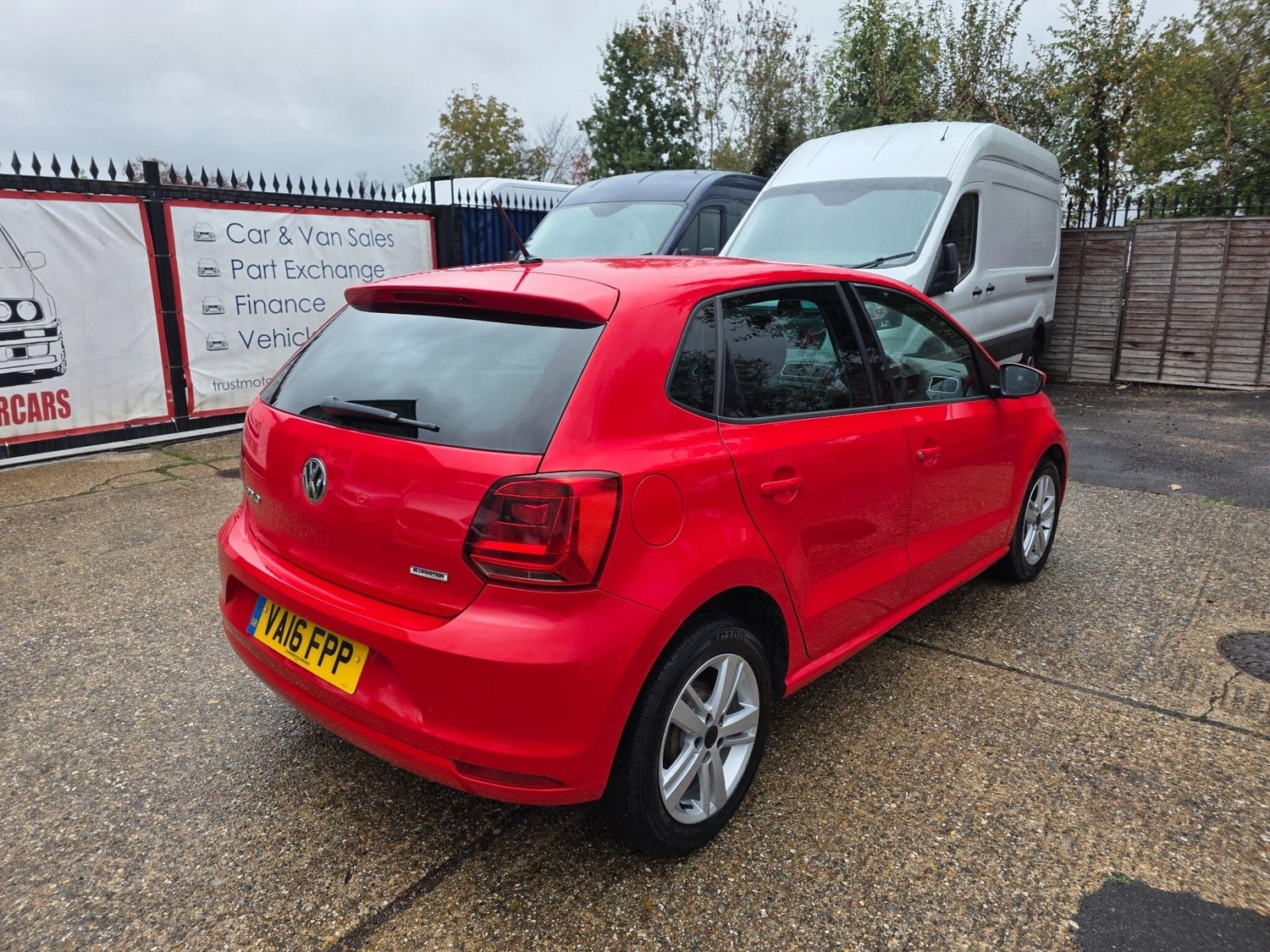 [ berth ]Volkswagen Polo