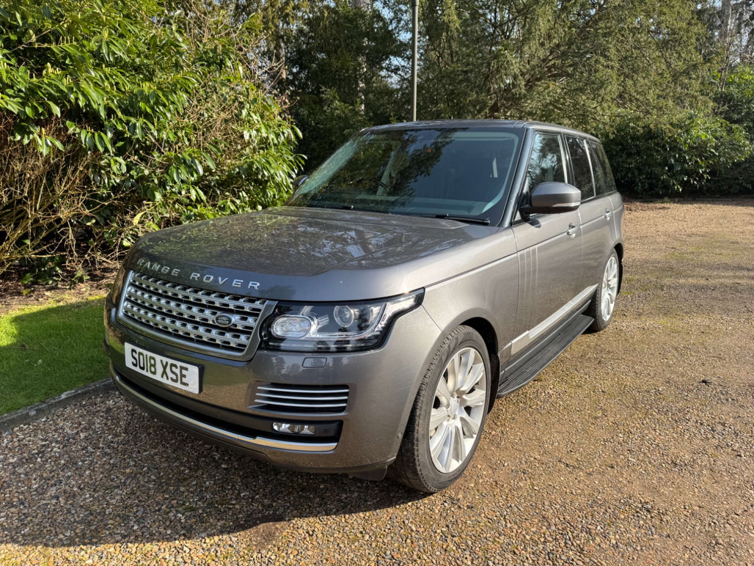 Land Rover Range Rover Leatherhead