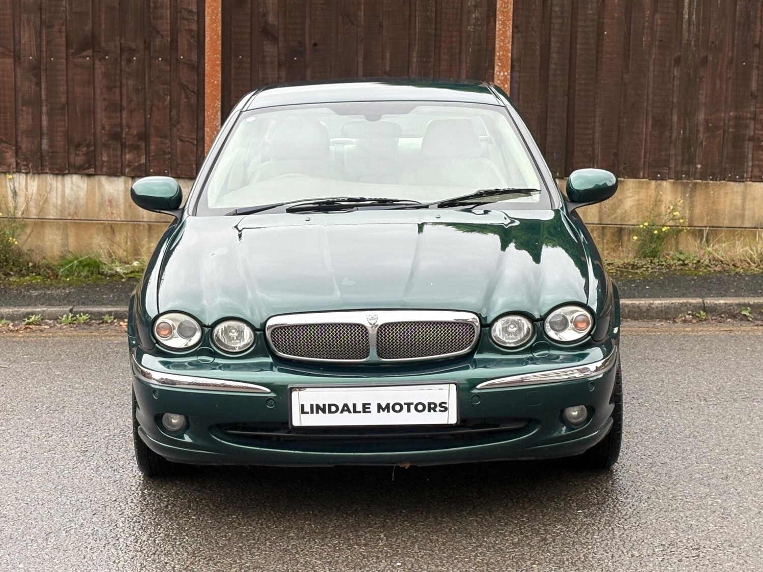 Jaguar X-type Oldham