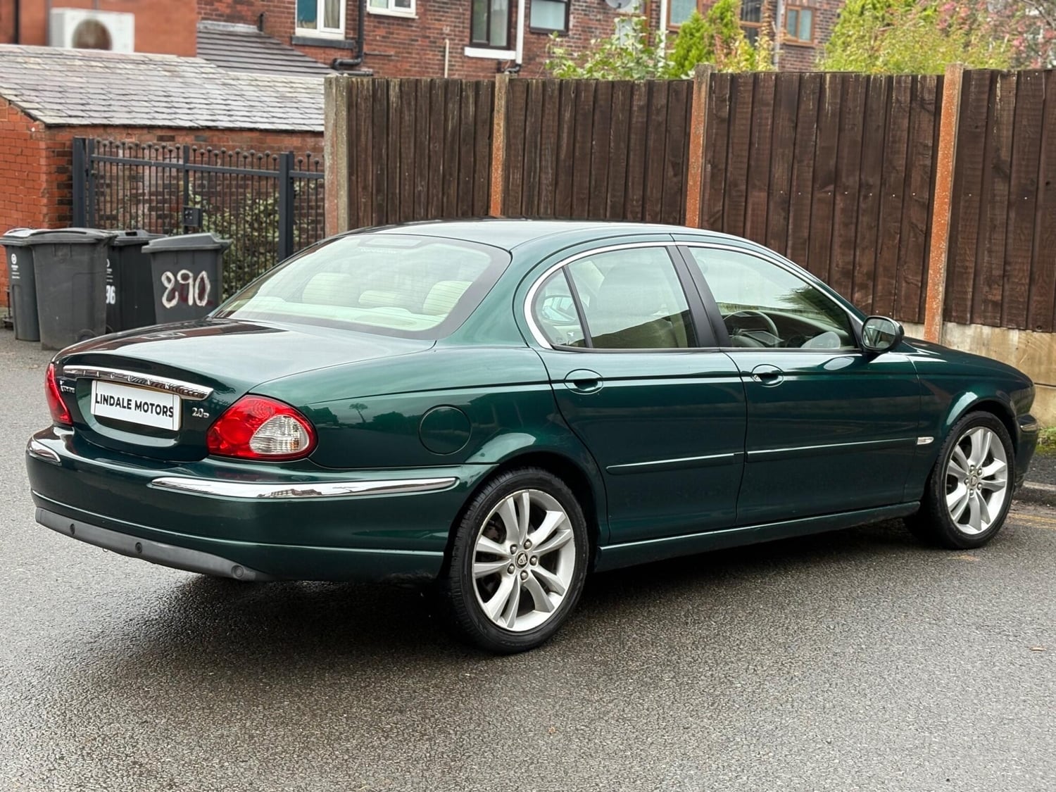 [ berth ]Jaguar X-type