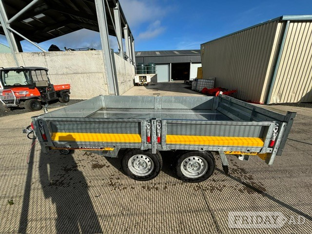 [ berth ]Brian James Trailers 