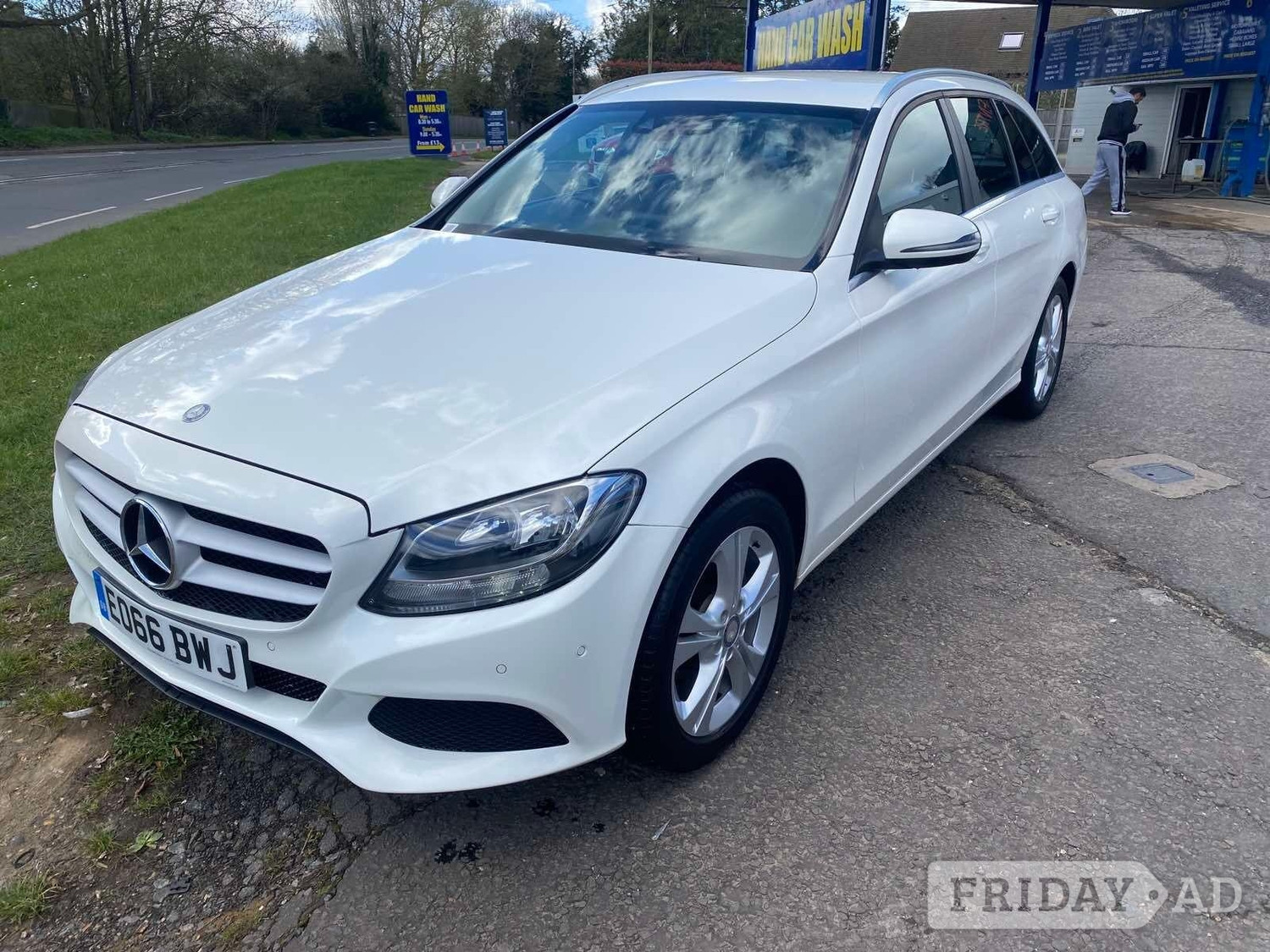 Mercedes-Benz C Class 2016 - Cars in Ripley
