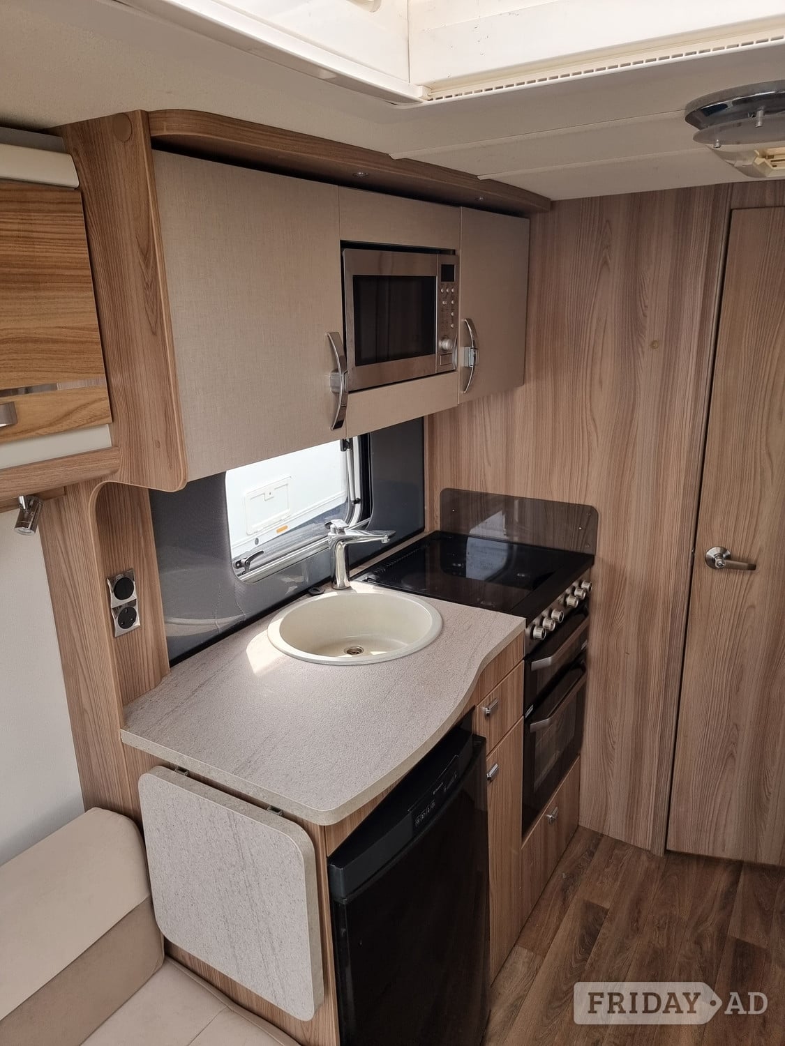 Swift Challenger 570 2016 - Motorhomes & Caravans