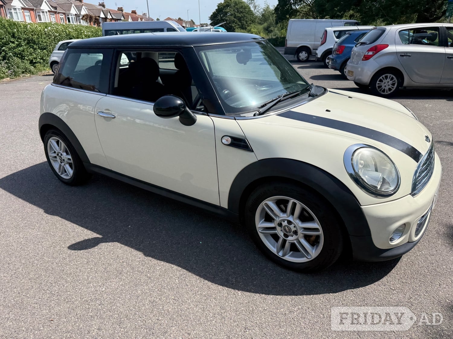 [ berth ]Mini Hatch