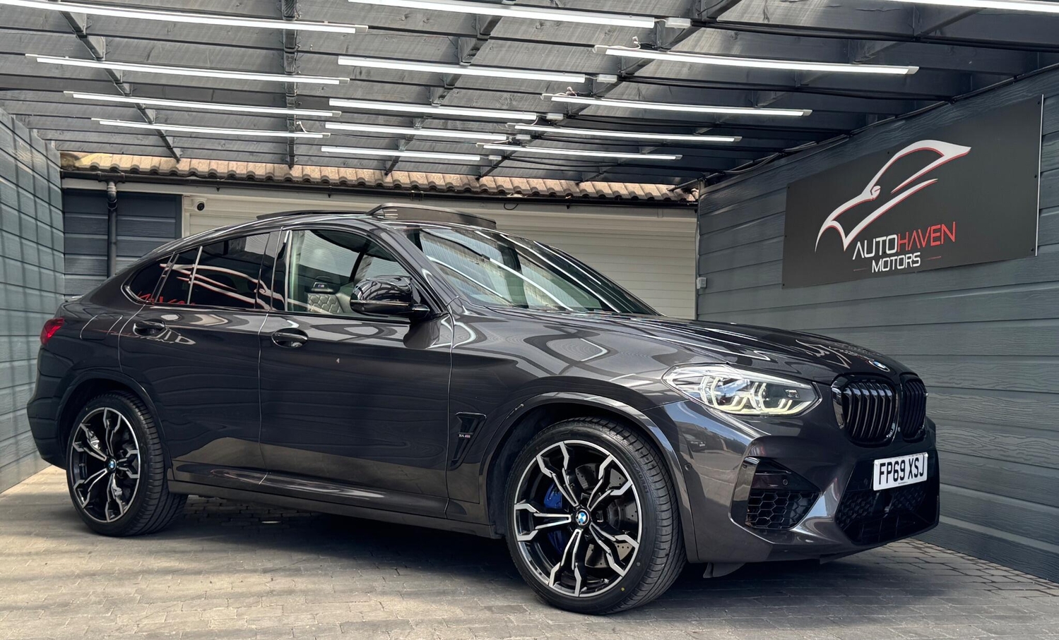 [ berth ]BMW X4 M