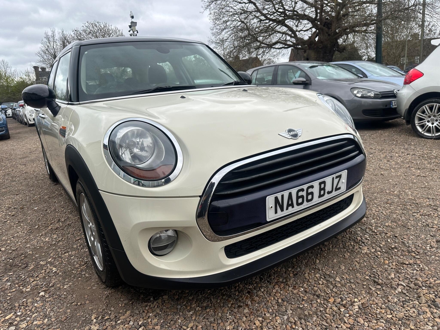 Mini Hatch 2016 - Cars