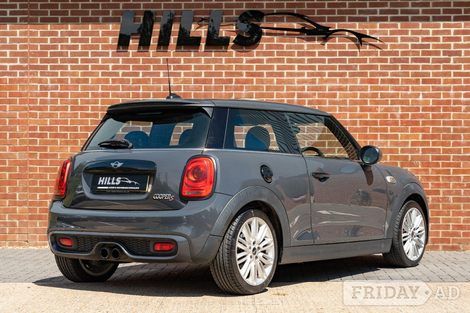 Mini Hatch 2015 - Cars in Lymington
