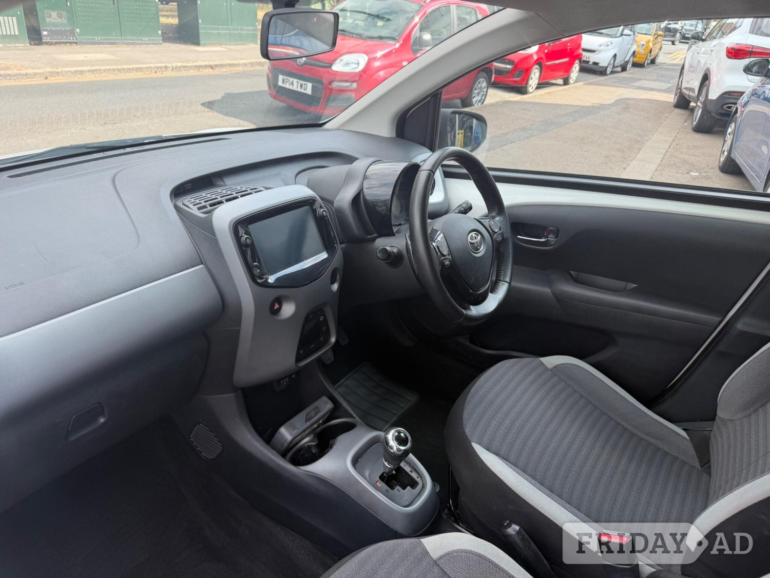 Toyota Aygo 2020 - Cars