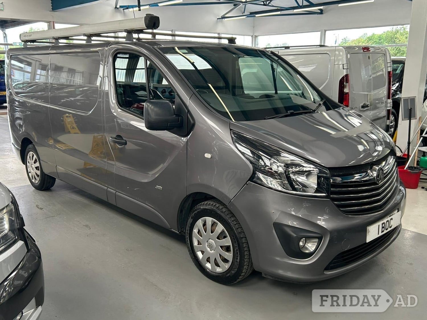 Vauxhall Vivaro 2016 in Bolton