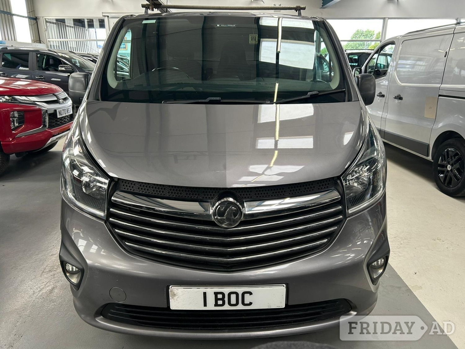 [ berth ]Vauxhall Vivaro