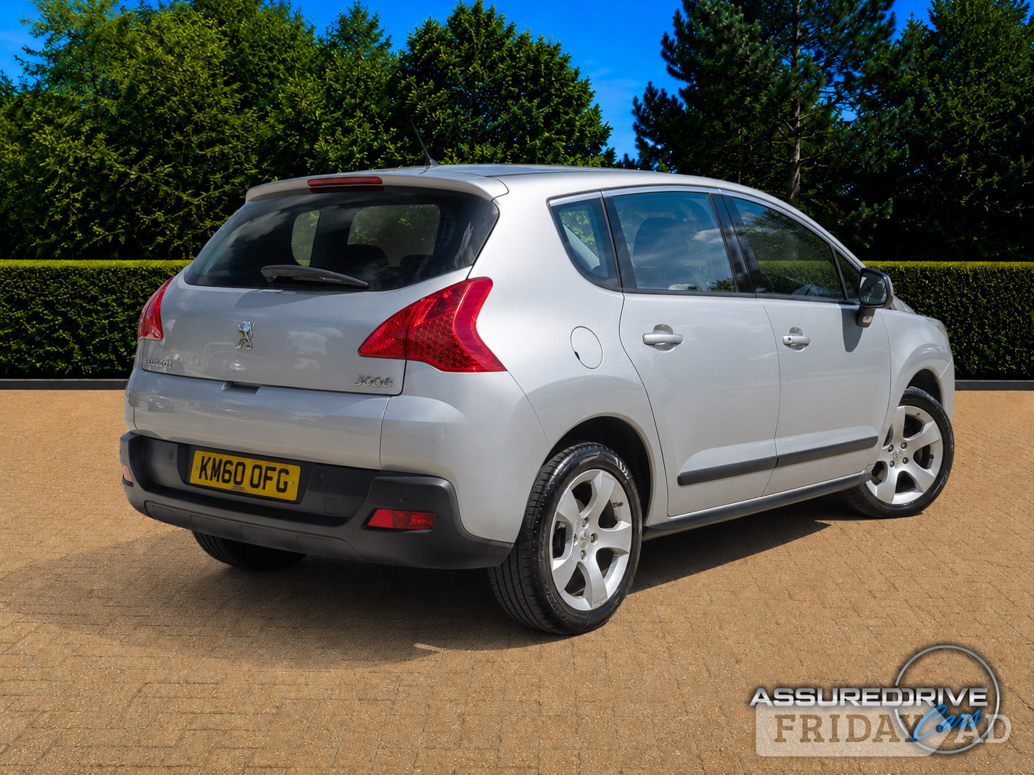 [ berth ]Peugeot 3008