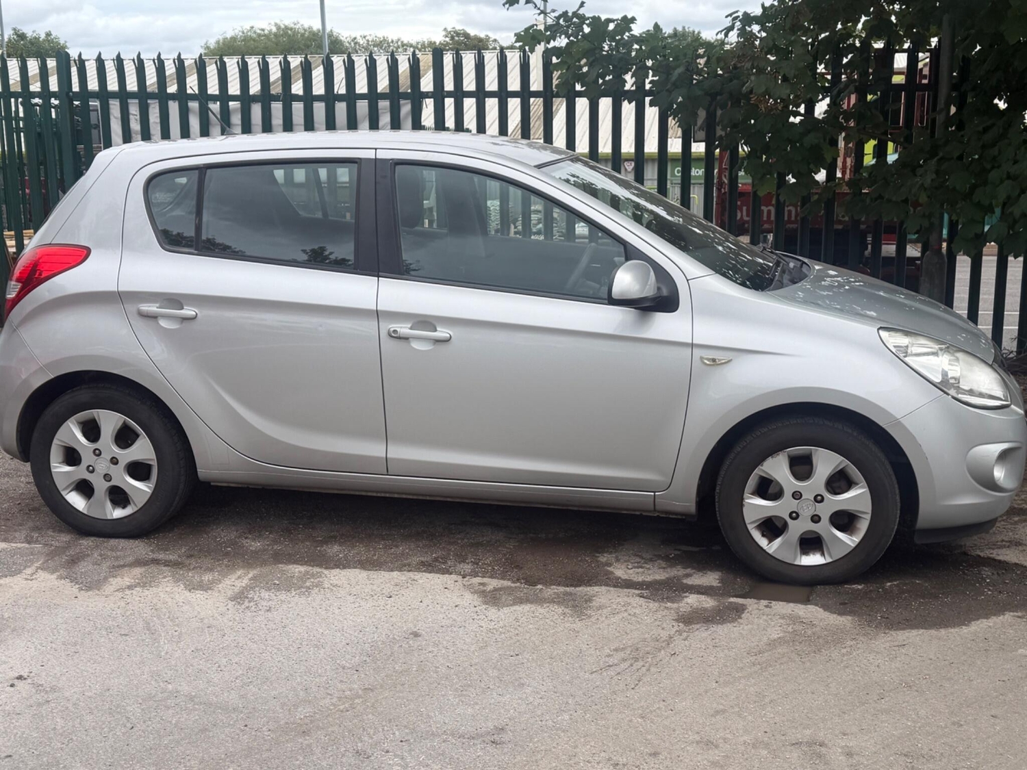 [ berth ]Hyundai i20