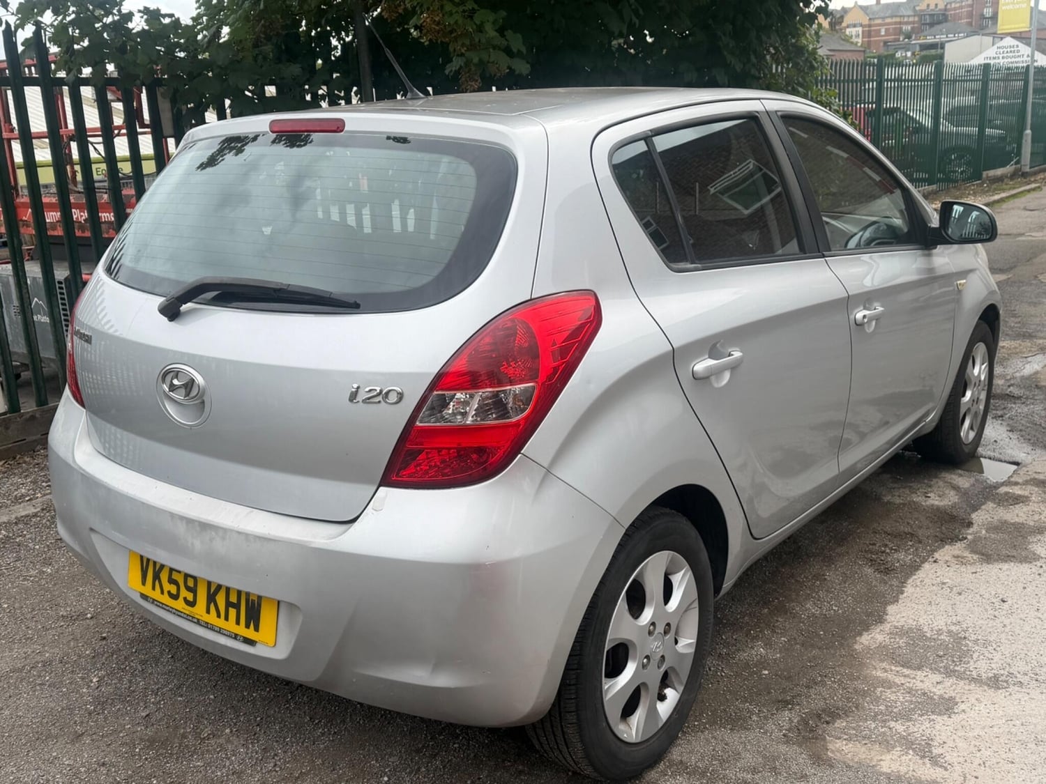 Hyundai i20 2009 - Cars in Dorchester