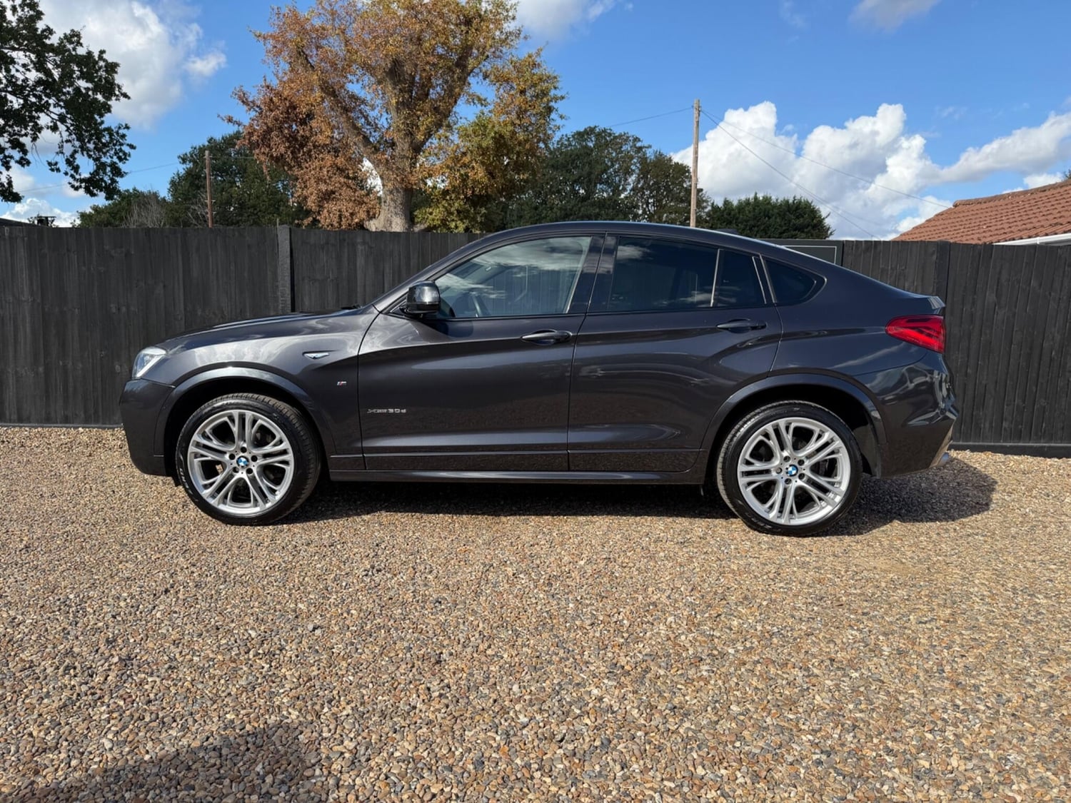 [ berth ]BMW X4
