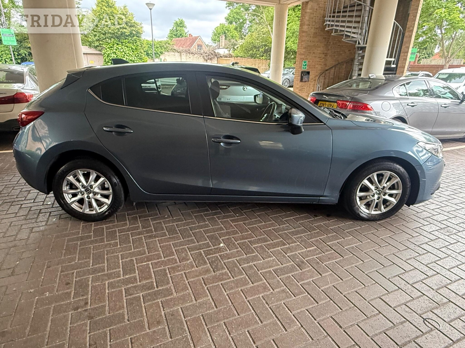 [ berth ]Mazda 3