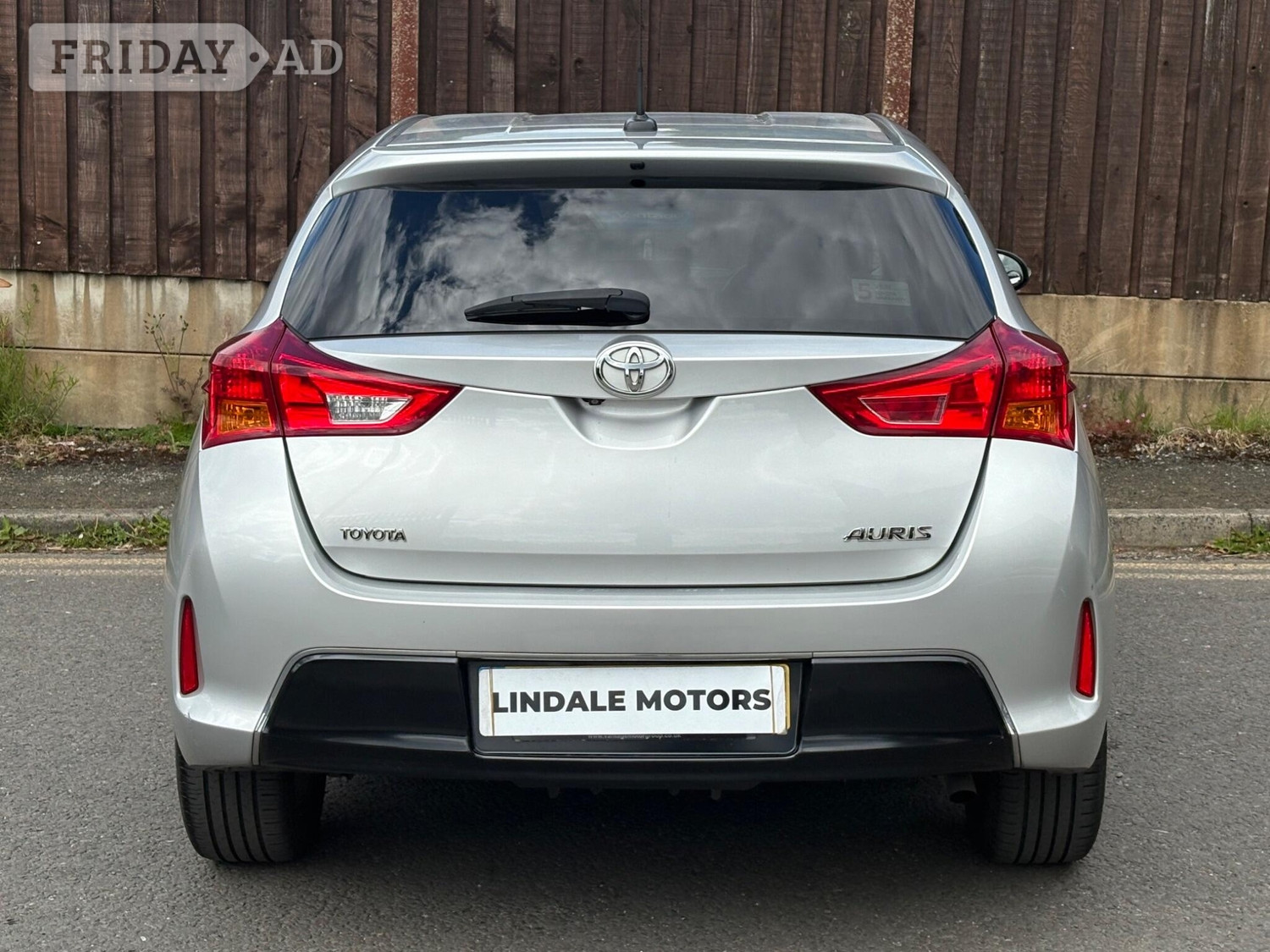 [ berth ]Toyota Auris