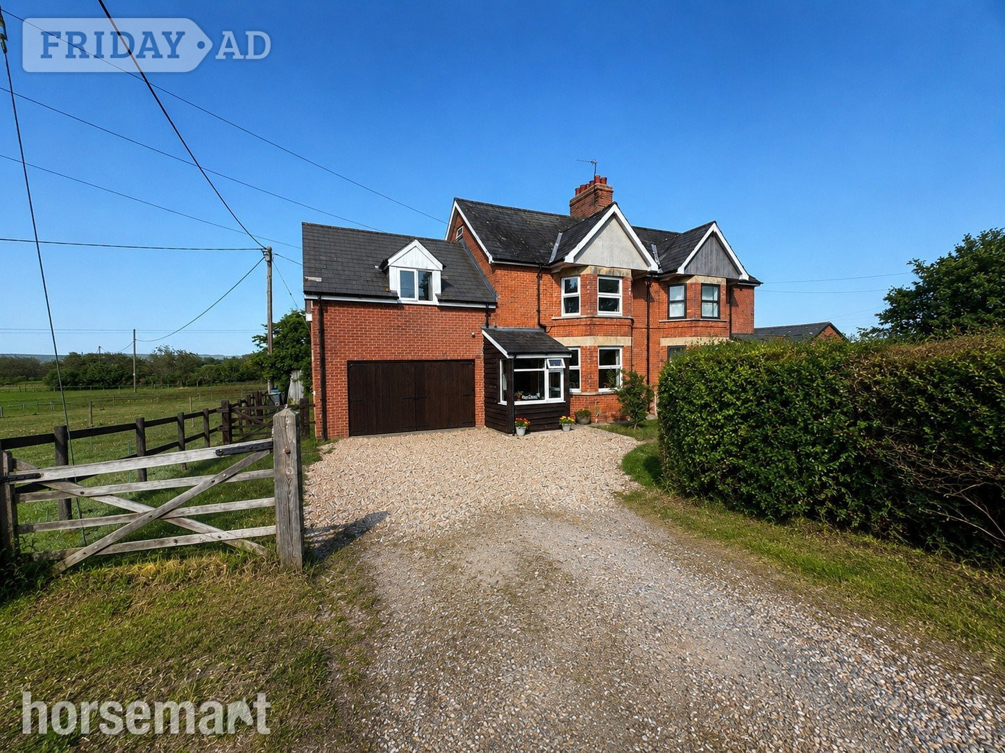 House Property for sale in Milton on Stour -  in Milton on Stour
