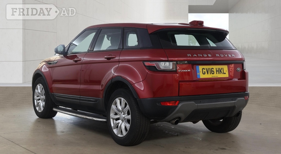 [ berth ]Land Rover Range Rover Evoque