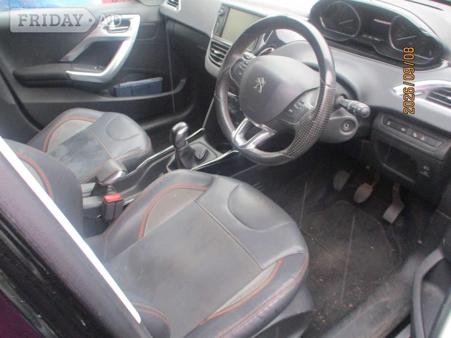 Peugeot 2008 2015 - Cars