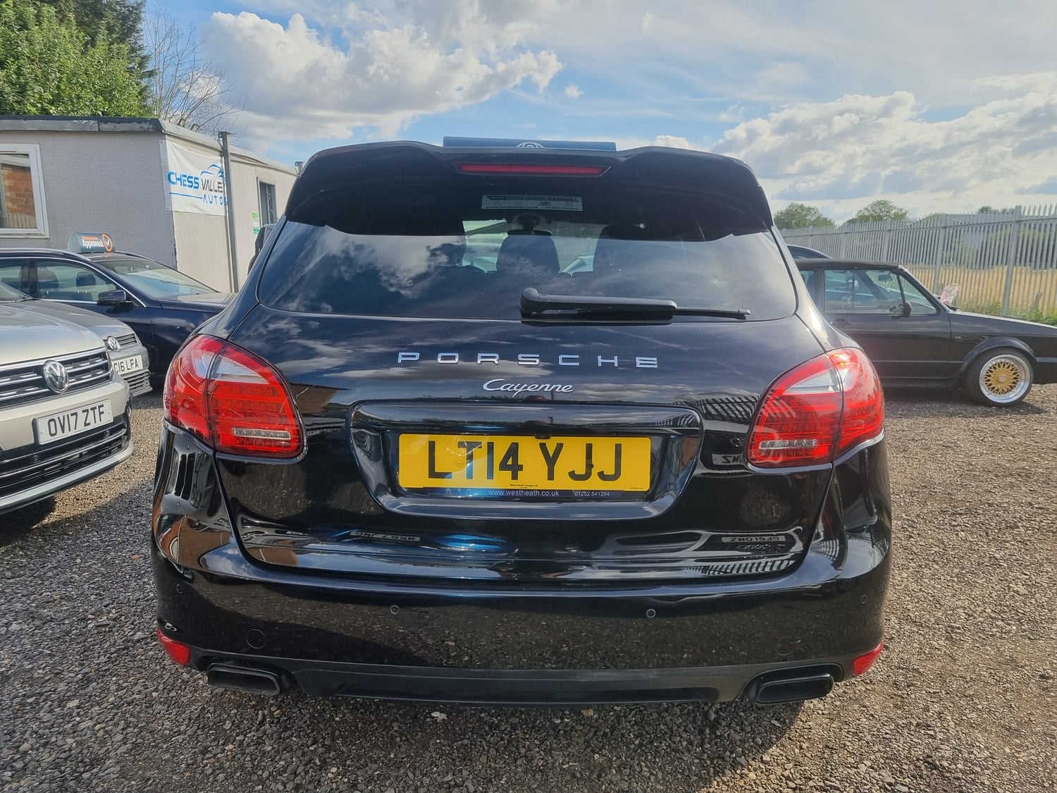 Porsche Cayenne 2014 - Cars in Chesham