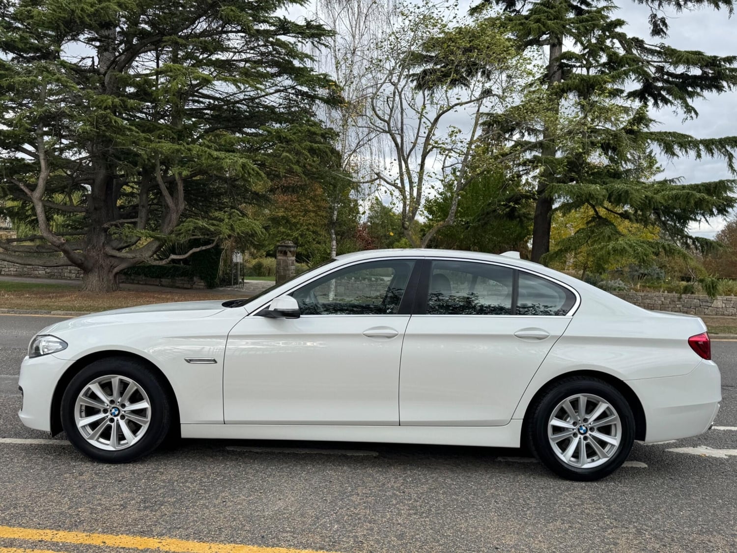 BMW 5 Series 2015 - Cars