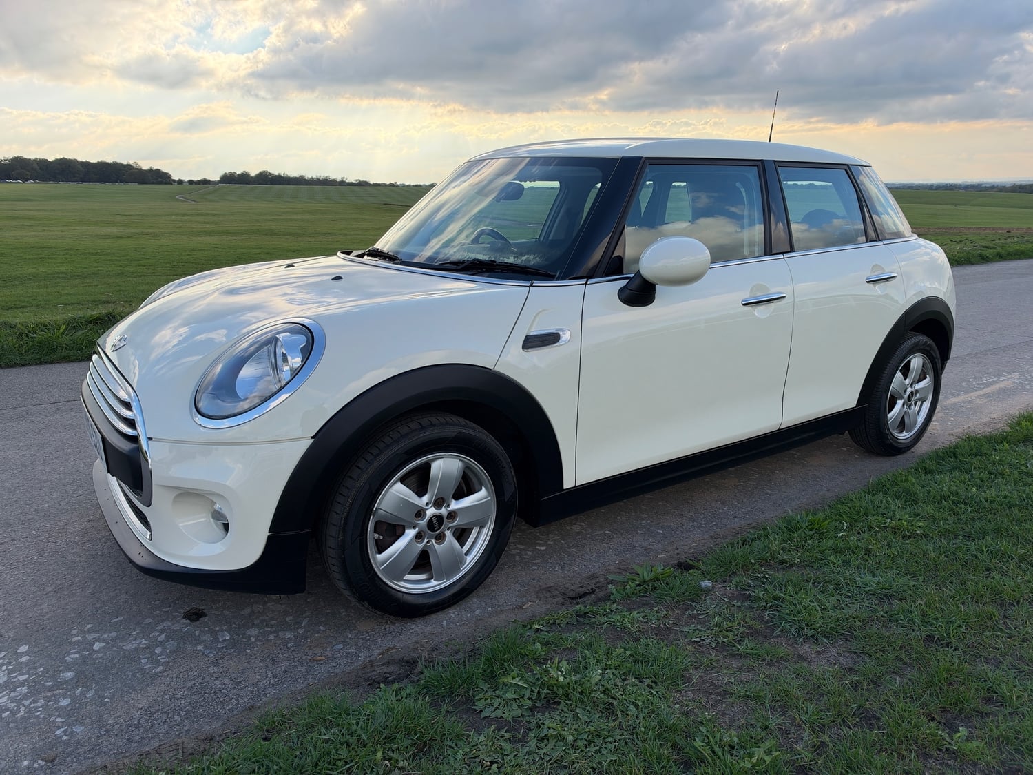 Mini Hatch 2015 - Cars