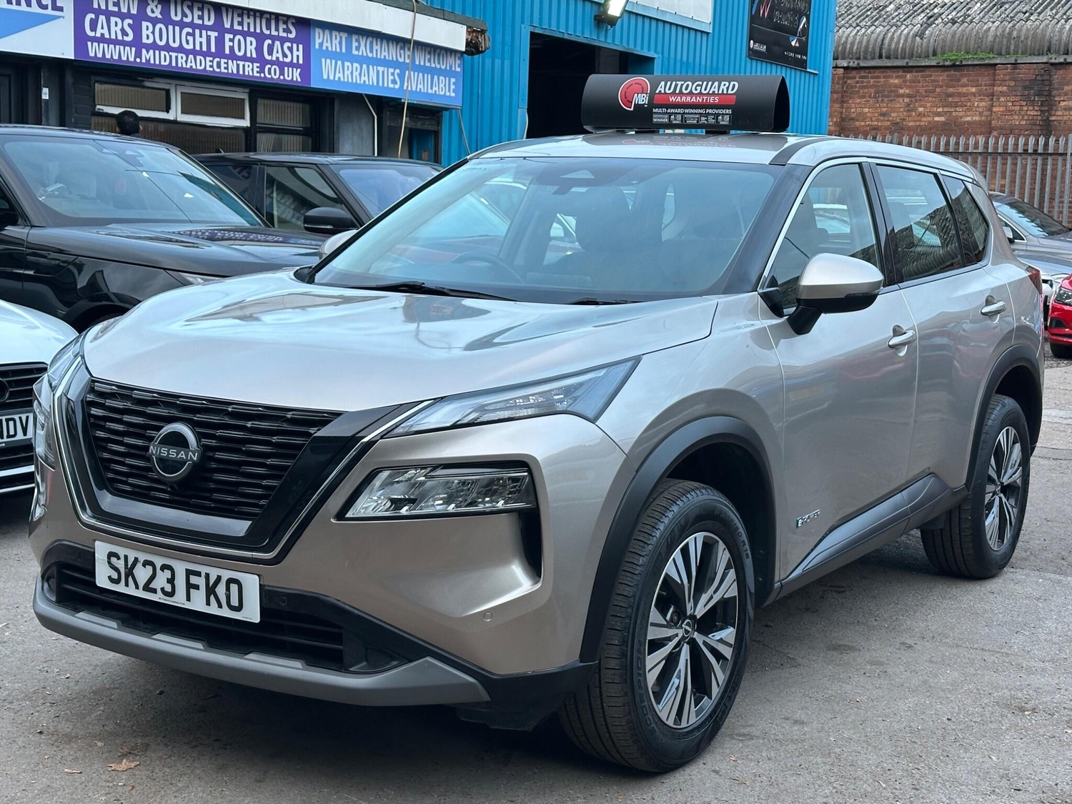 [ berth ]Nissan X-Trail