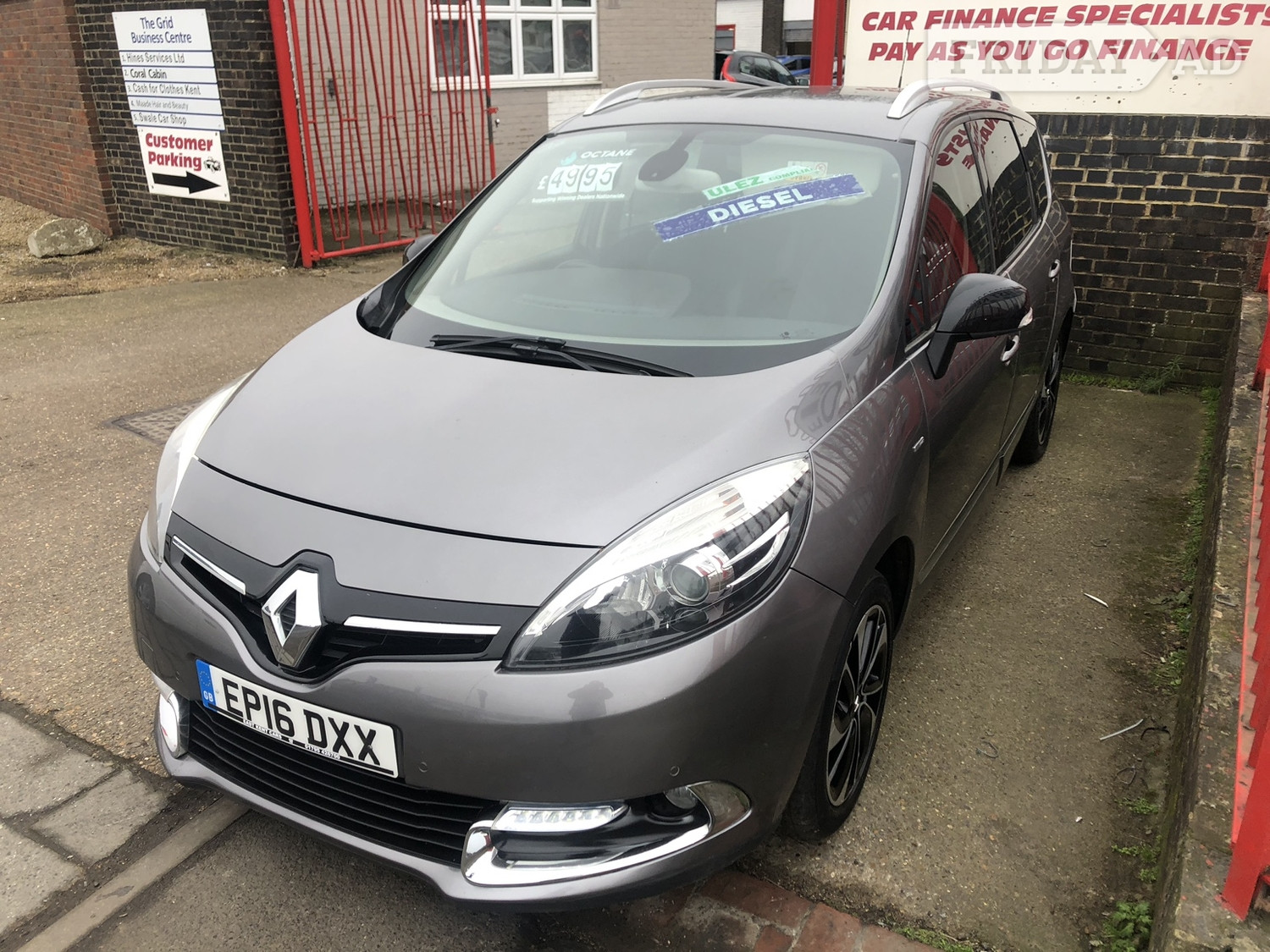 [ berth ]Renault Grand Scenic