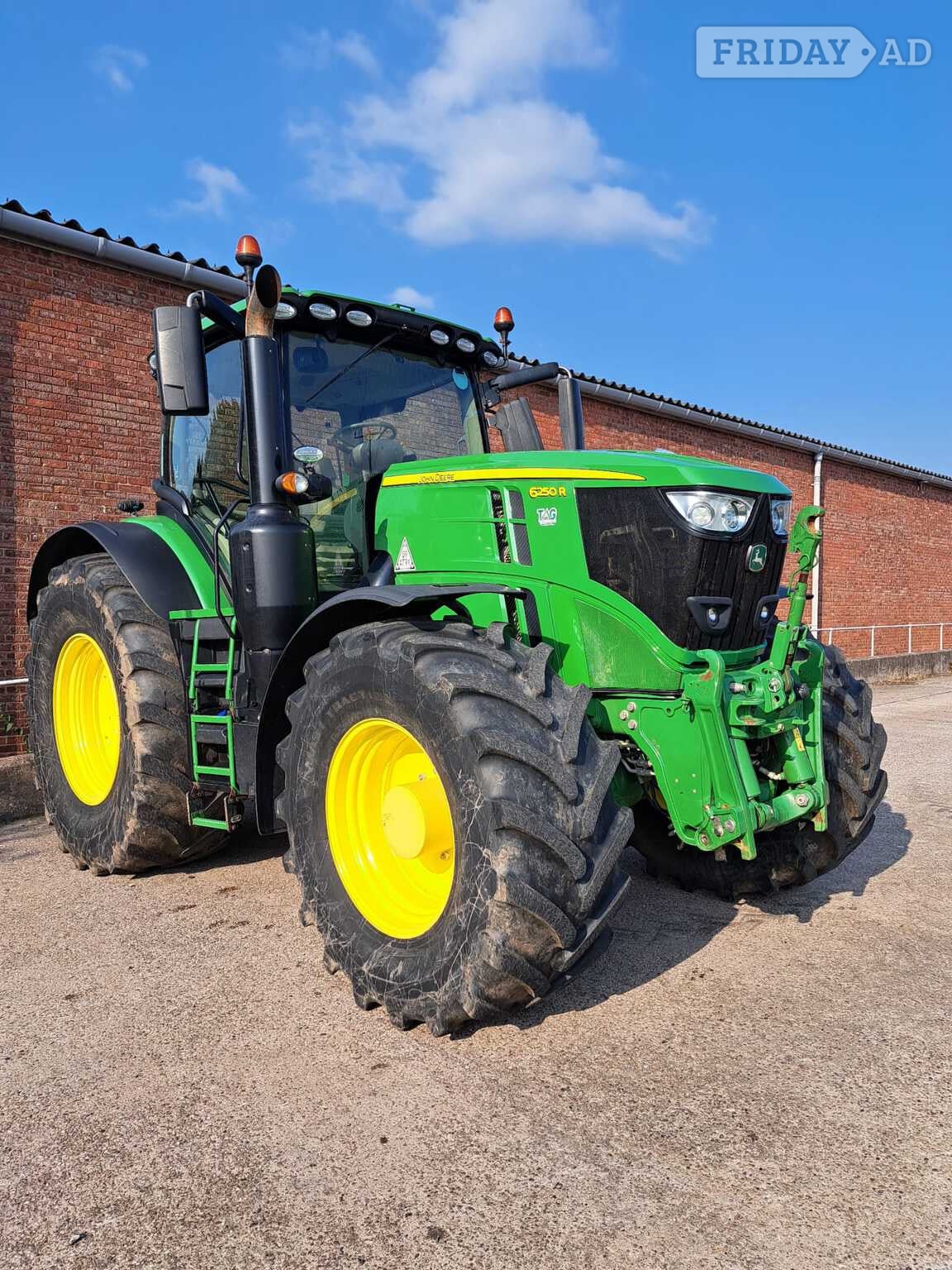 [ berth ]John Deere 6250R