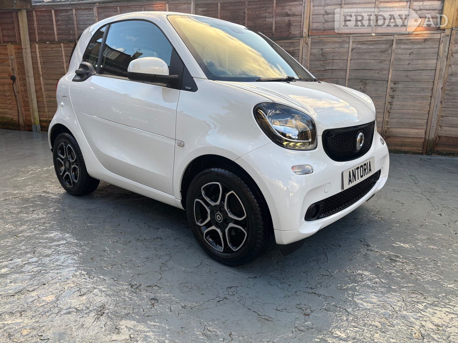 Smart ForTwo 2018 in Hillingdon