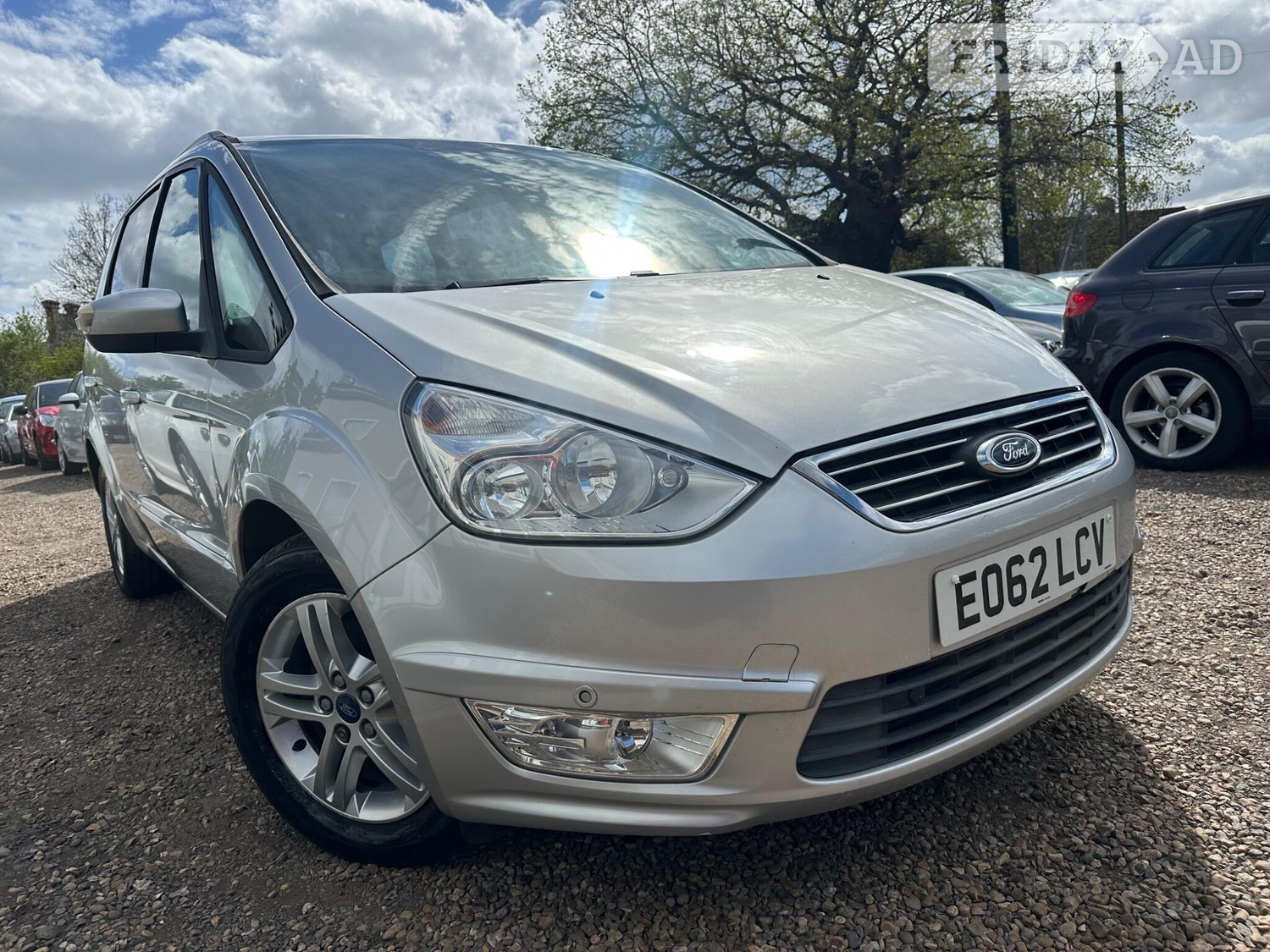 Ford Galaxy 2012 - Cars
