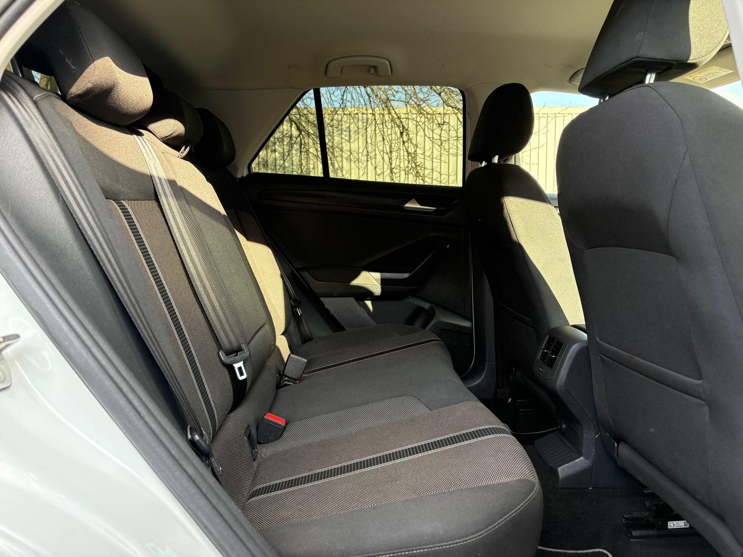 Volkswagen T-Roc 2019 - Cars