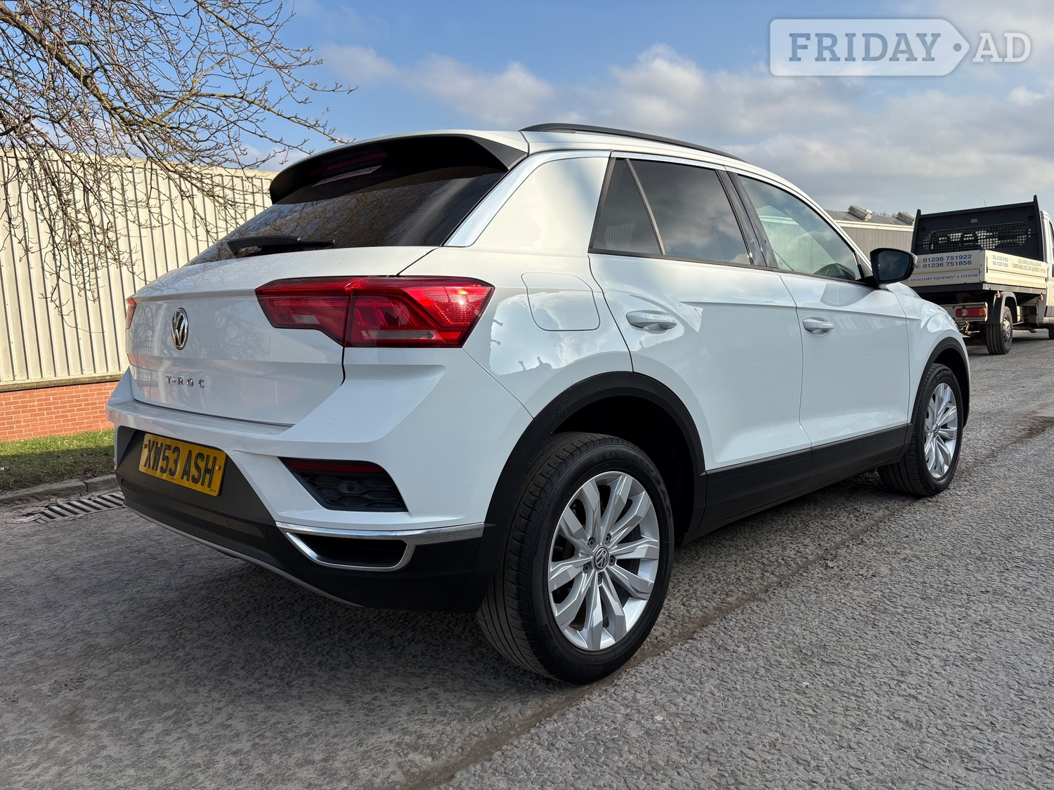 [ berth ]Volkswagen T-Roc