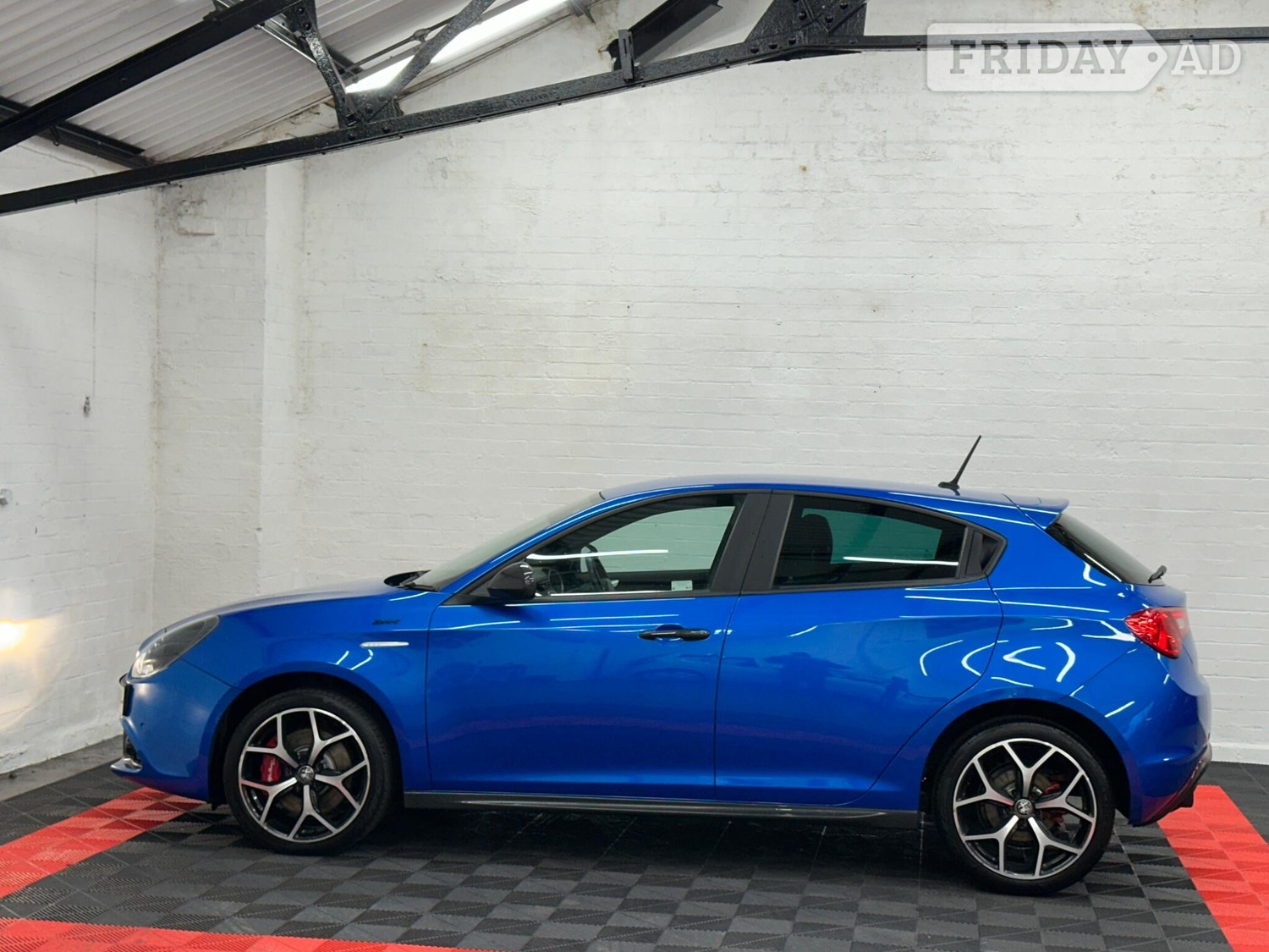 [ berth ]Alfa Romeo Giulietta