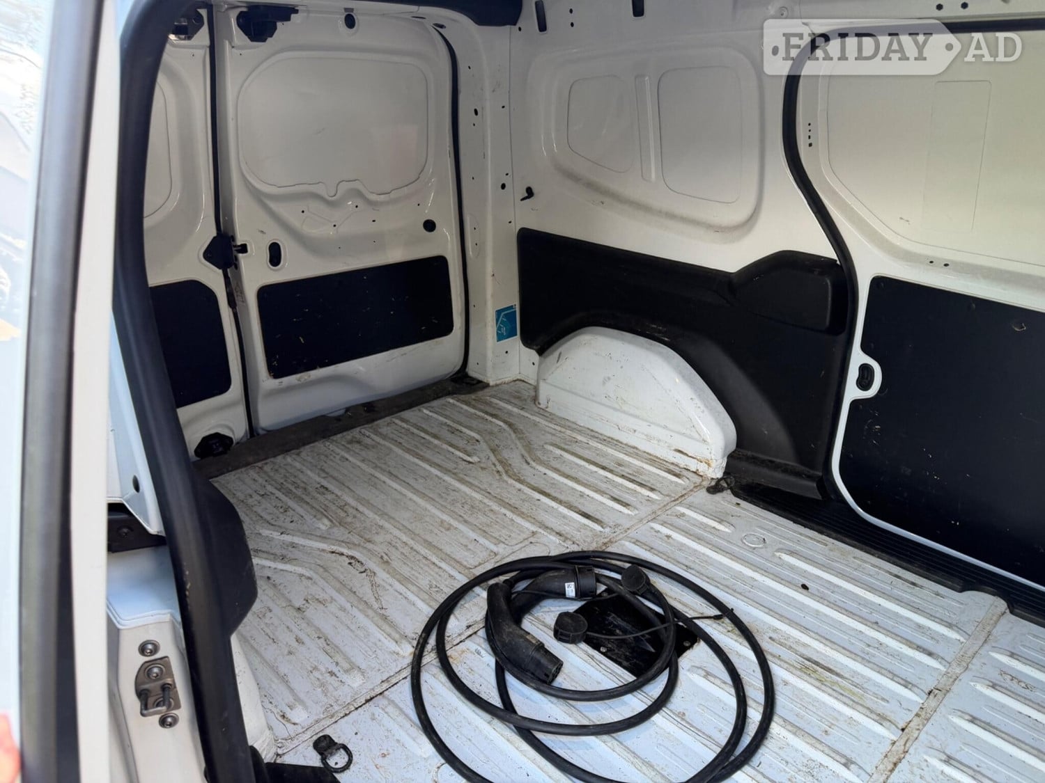 [ berth ]Renault Kangoo