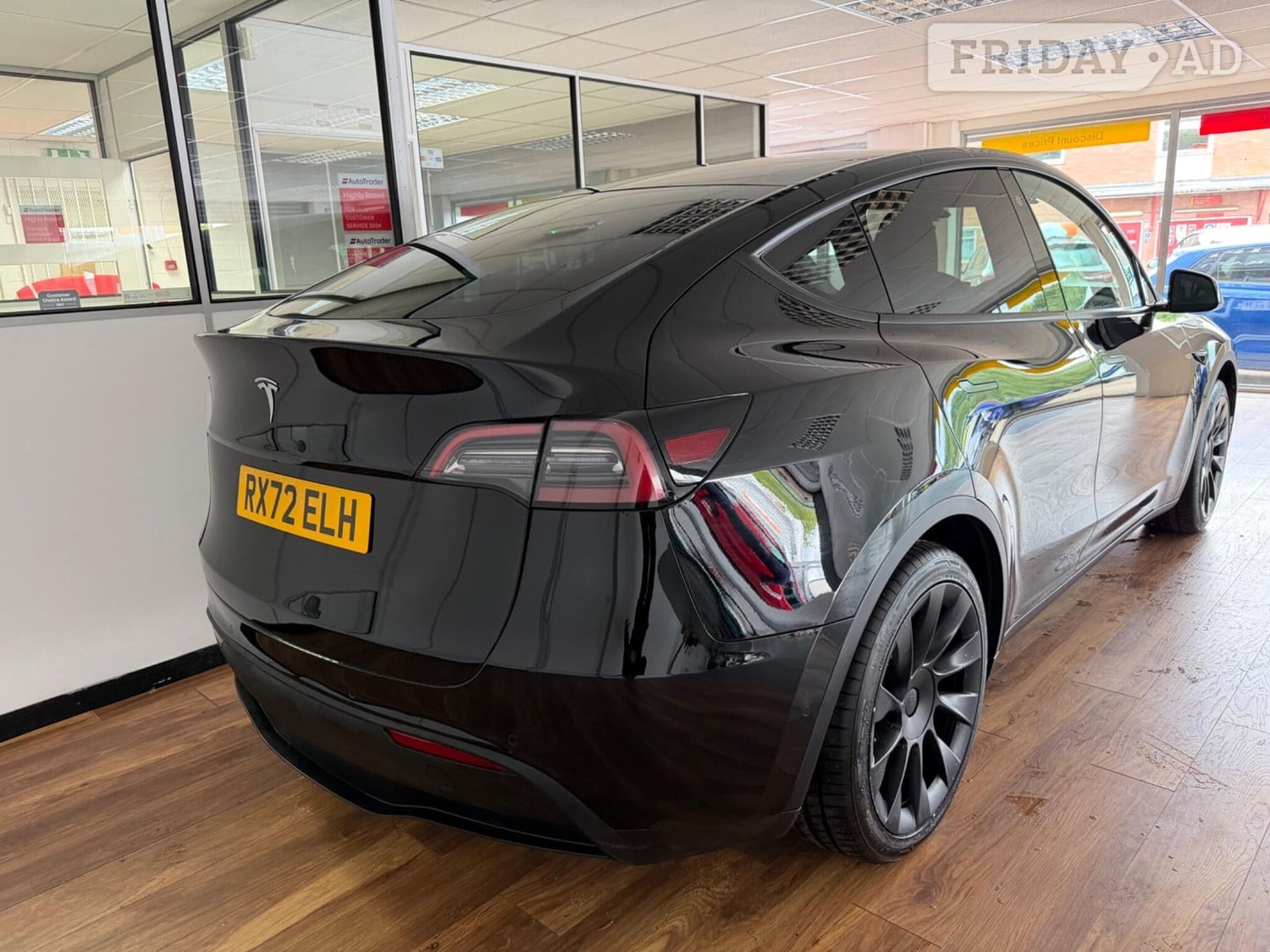 [ berth ]Tesla Model Y