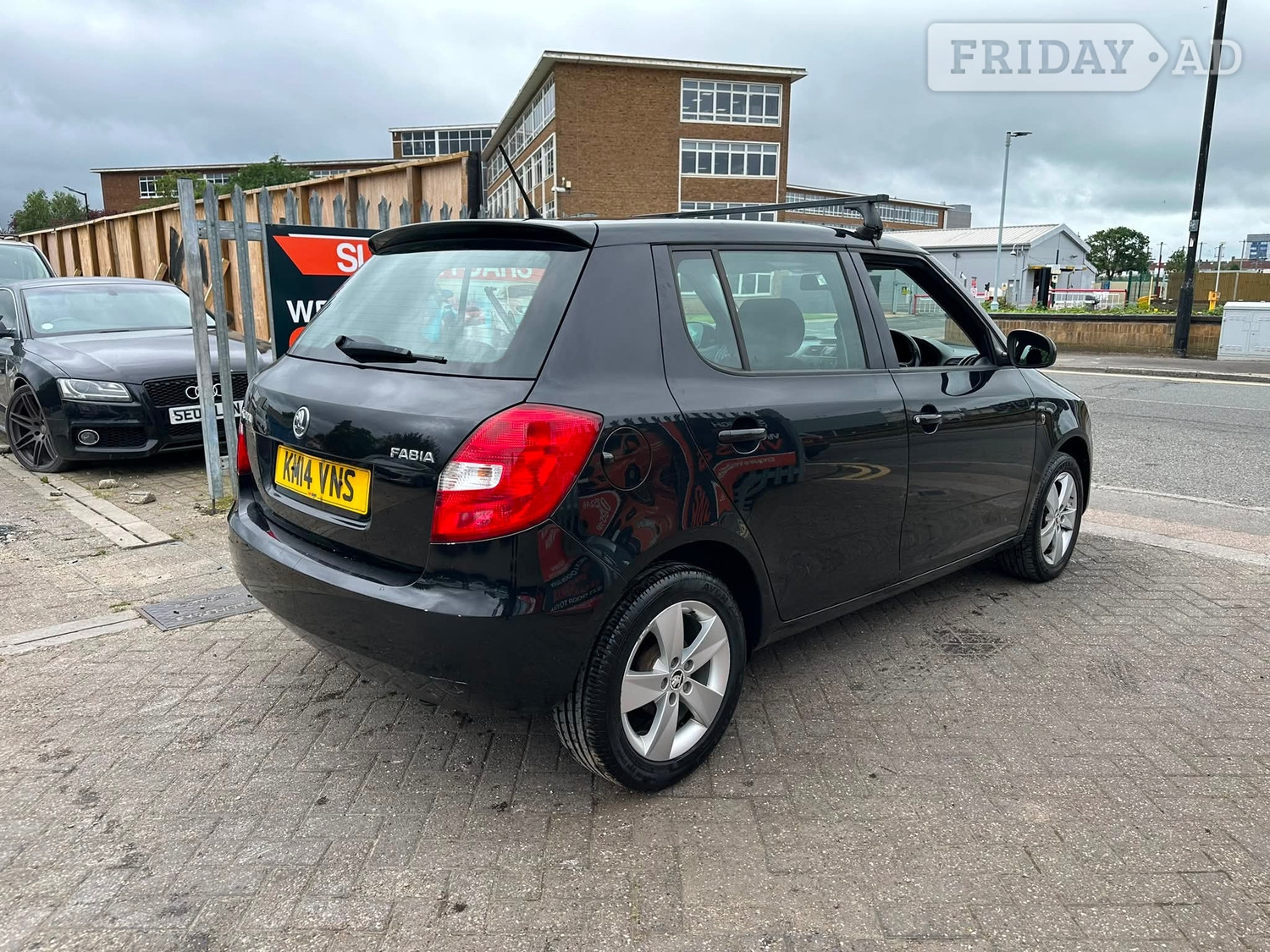 Skoda Fabia 2014 - Cars in Slough