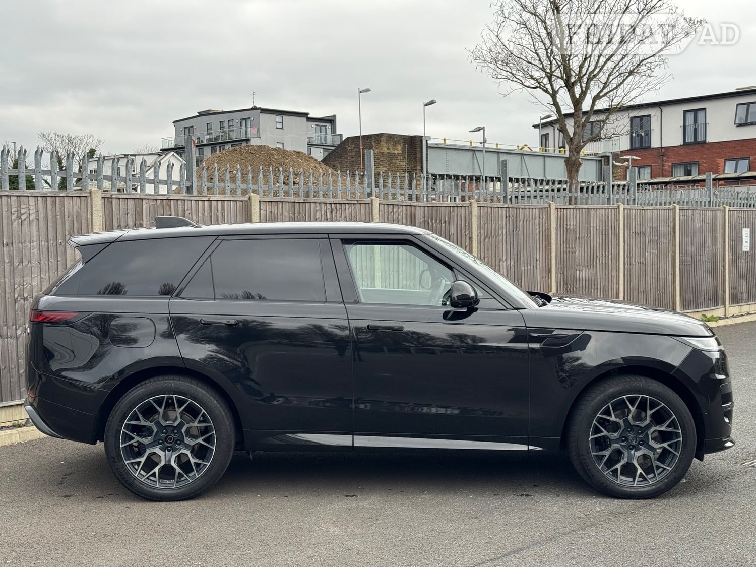 Land Rover Range Rover Sport 2023 - Cars in Ashford