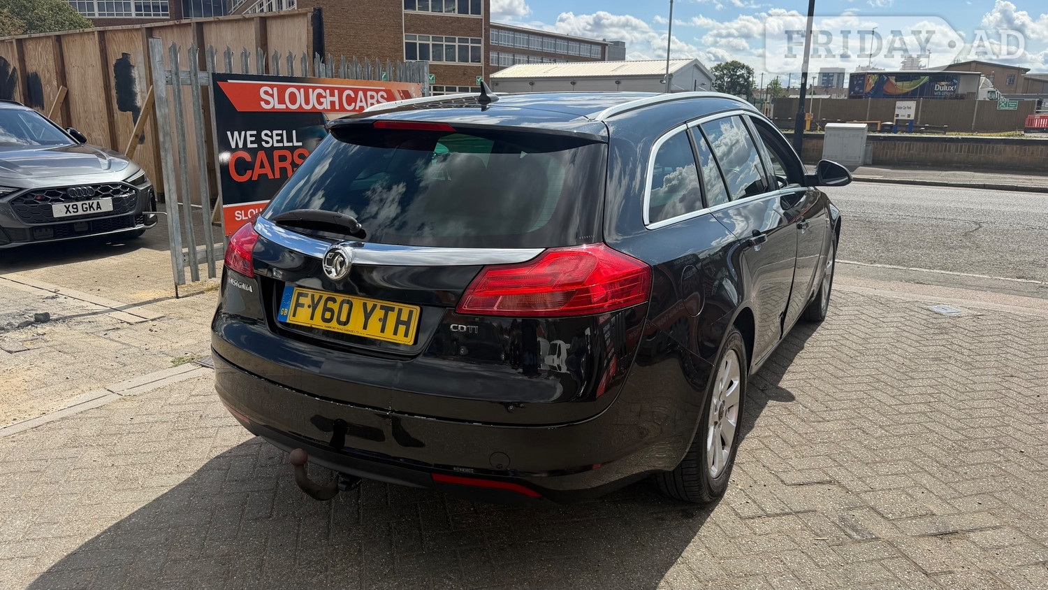 Vauxhall Insignia 2010 - Cars in Slough