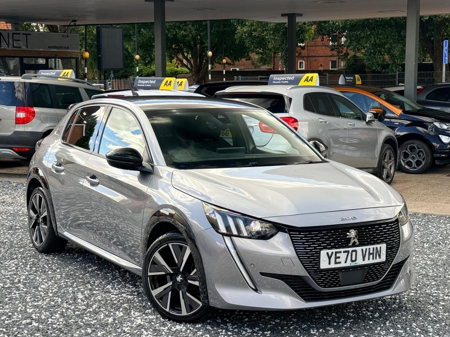 Peugeot 208 2020 in Bedford