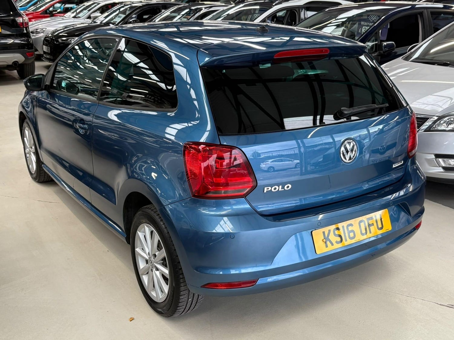 Volkswagen Polo 2016 - Cars in Bolton
