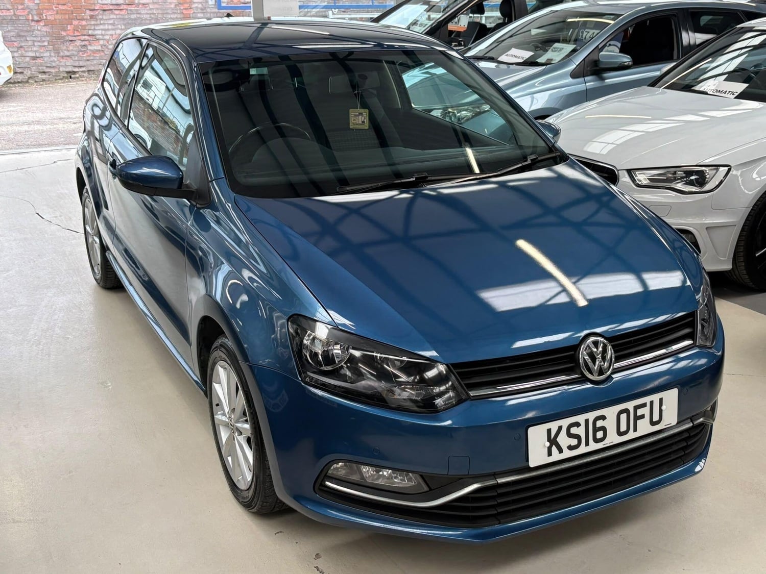 Volkswagen Polo 2016 - Cars