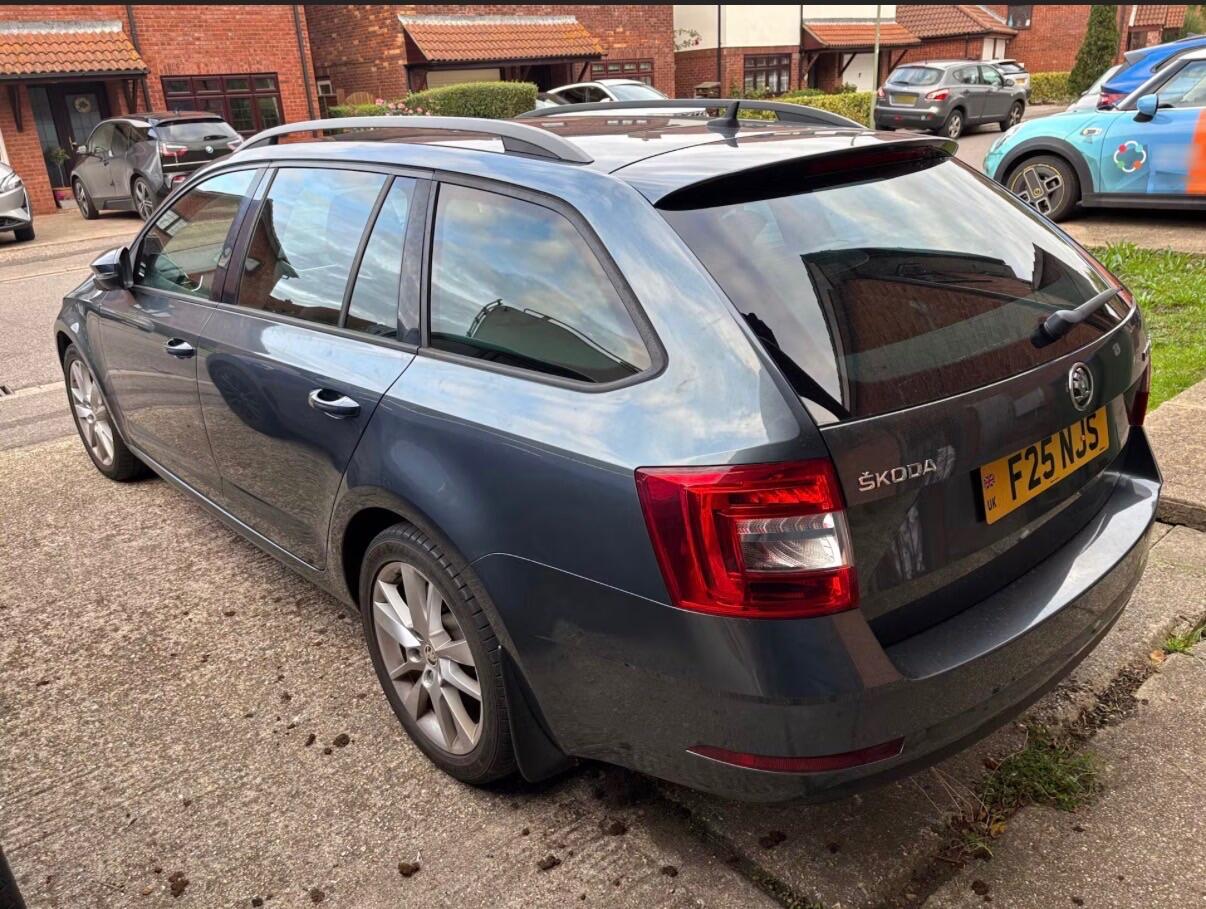 [ berth ]Skoda Octavia