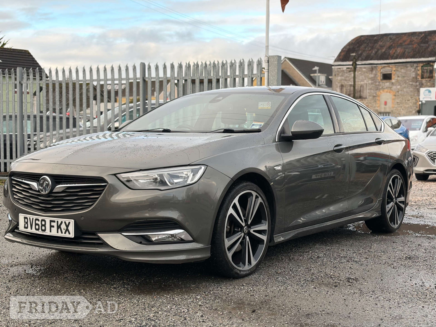 [ berth ]Vauxhall Insignia