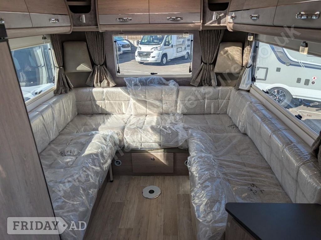 Auto-Sleepers Broadway EL 2026 for sale - Motorhomes & Caravans in Tewkesbury