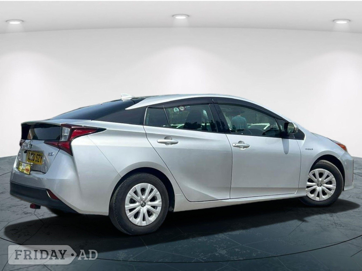 Toyota Prius 2020 - Cars in Walsall