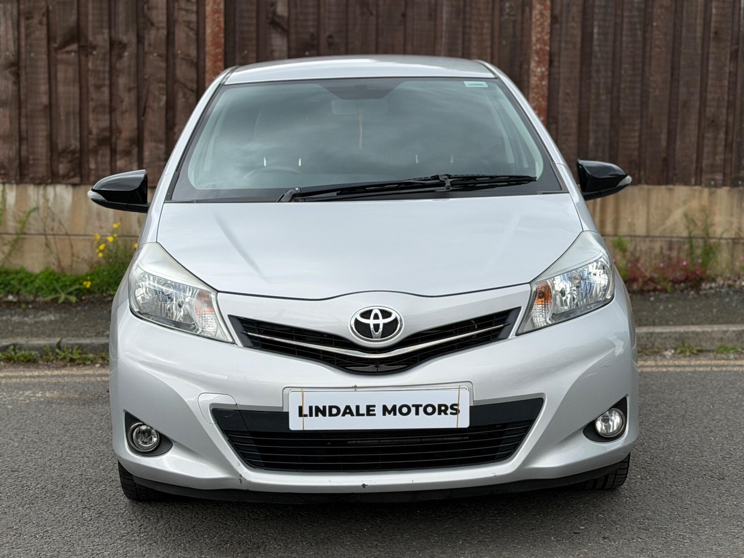 Toyota Yaris Oldham