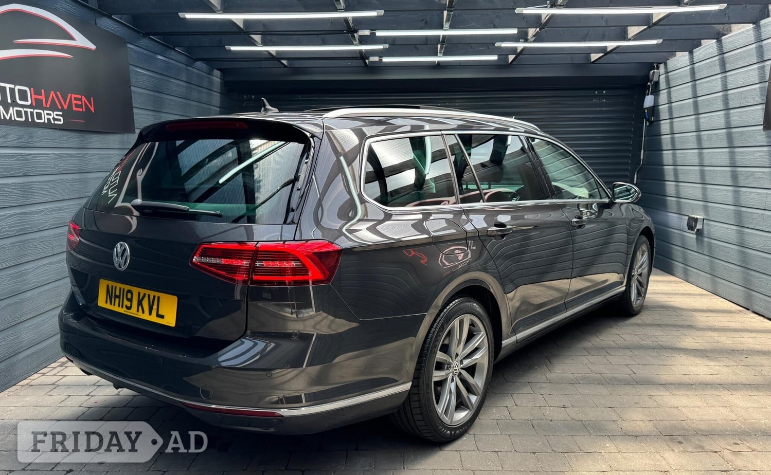 Volkswagen Passat 2019 - Cars